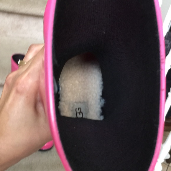 New UGG boots size 3 - Picture 5 of 6